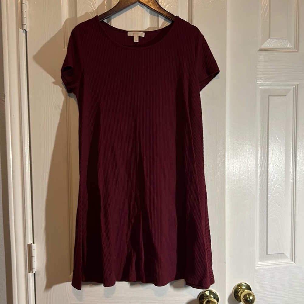 Burgundy t-shirt dress